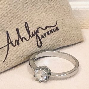 Ashlynn Avenue Symphony Luna Ring 18K White-Gold